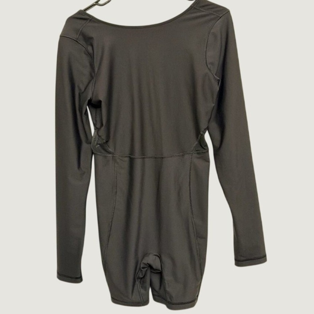 Old Navy Active Bodysuit Medium Powersoft Go-Dry Long Sleeve Athletic Black